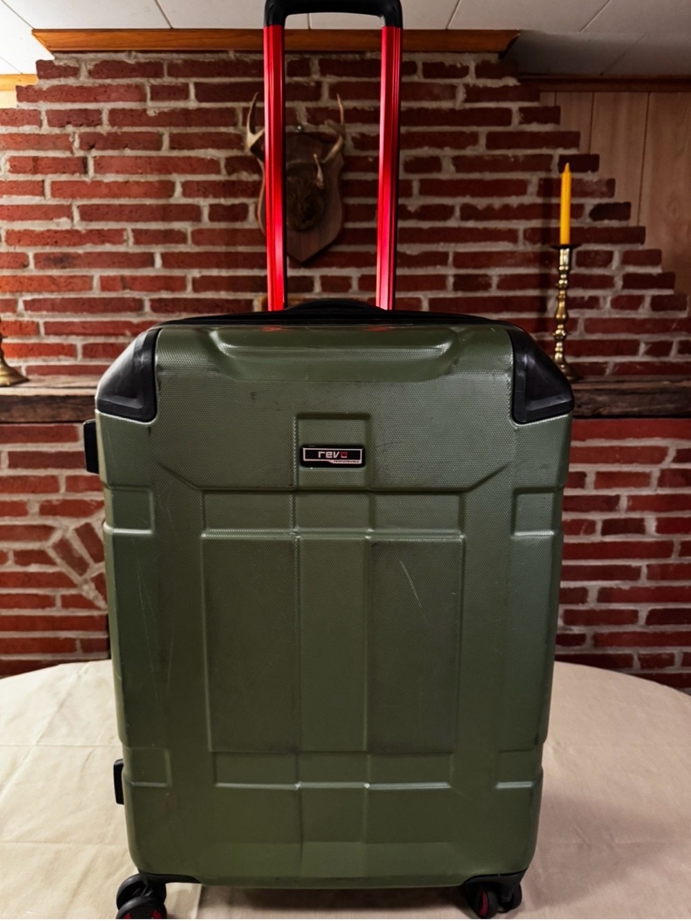 ✈️REVO PERFORMANCE LIGHTWEIGHT GREEN rolling spinner 25 inch checked suitcase✈️